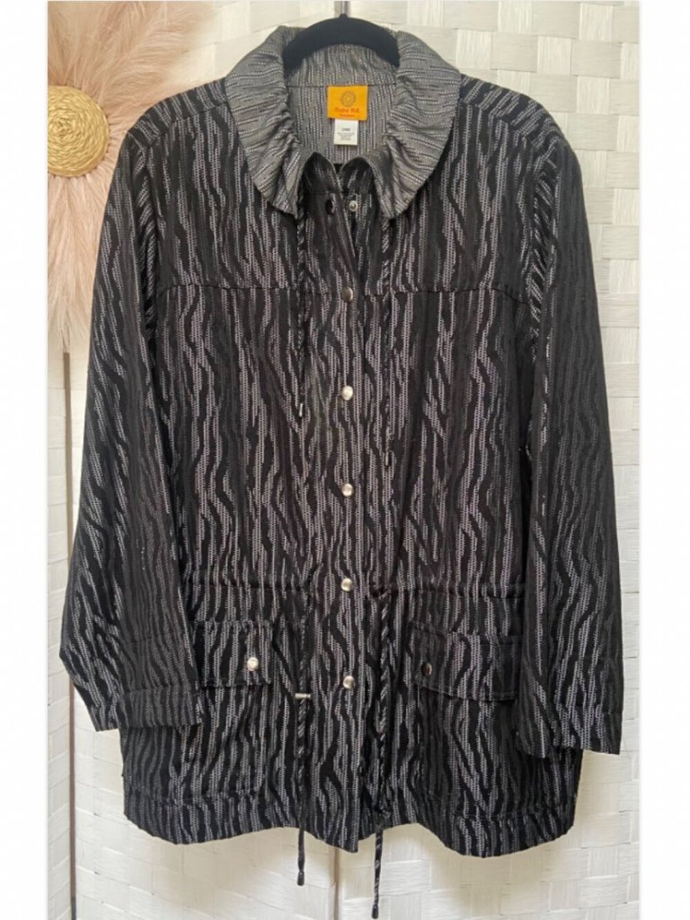 Ruby Rd. Woman Gray Textured Unlined Jacket Size 24W
